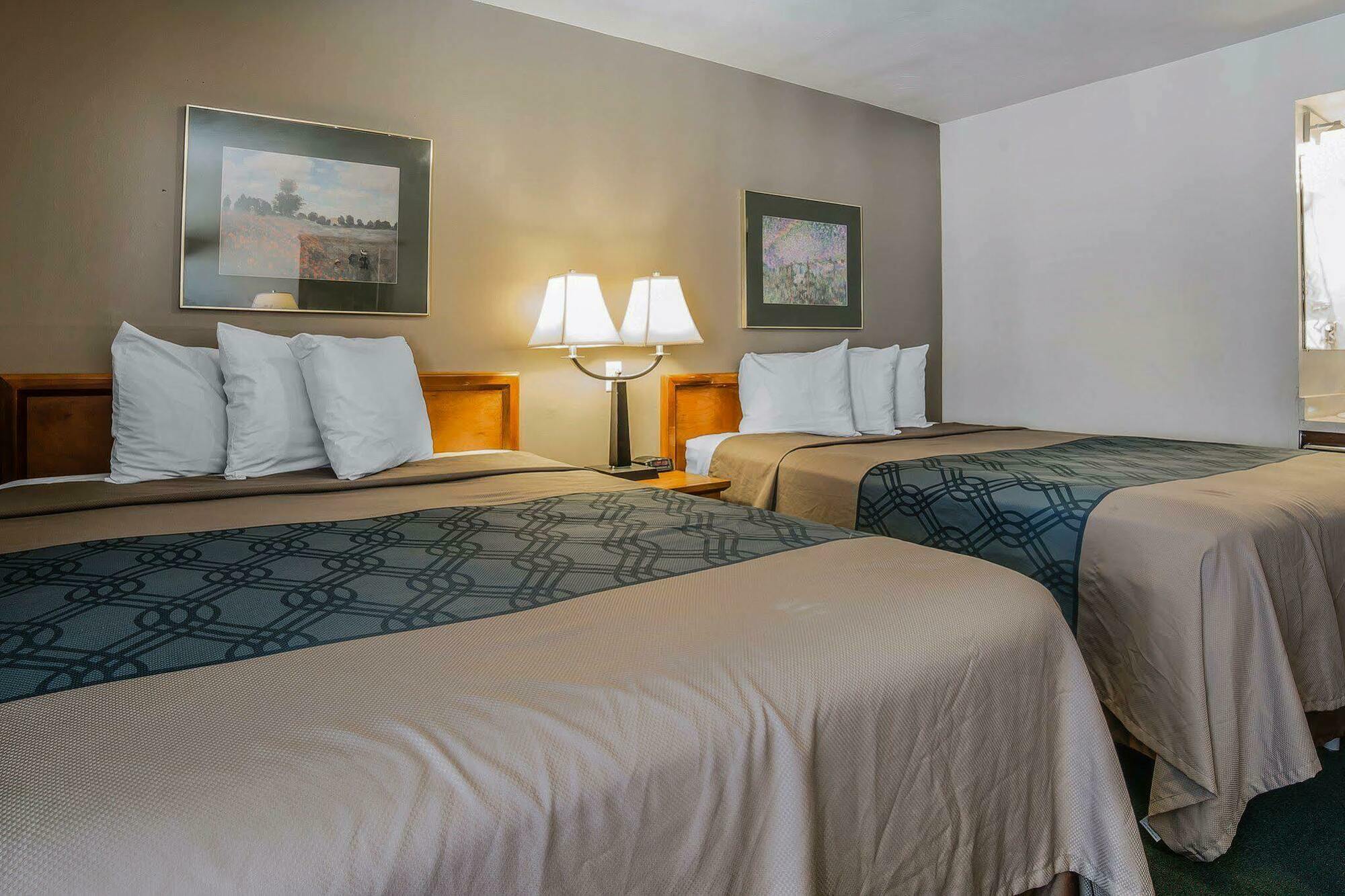 Econo Lodge Downtown Vernal Eksteriør billede